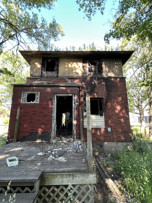 Listing Image 3