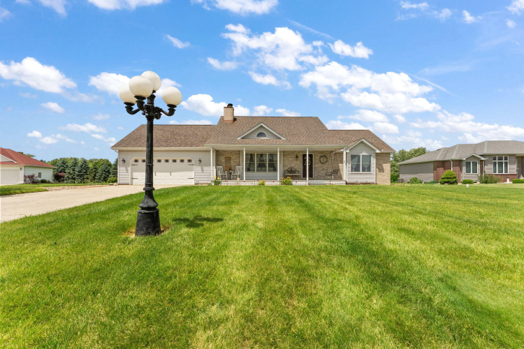 Listing Image 48