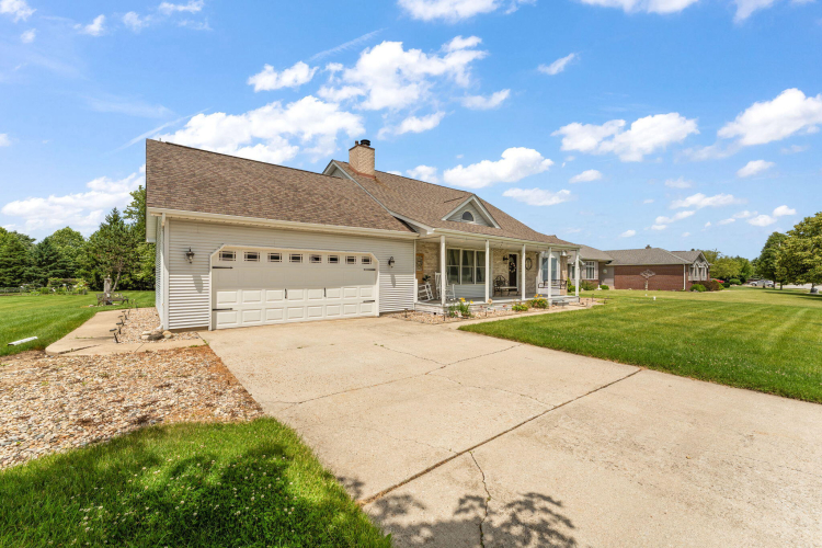 Listing Image 49