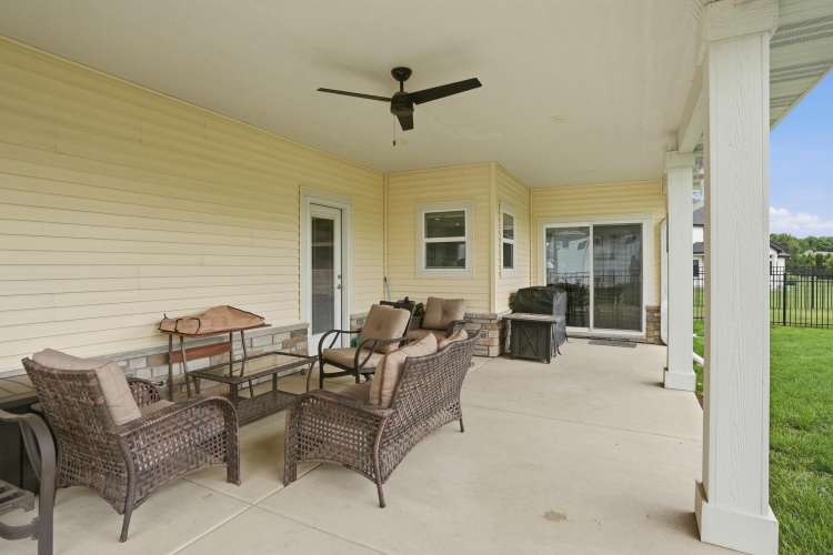 Listing Image 27