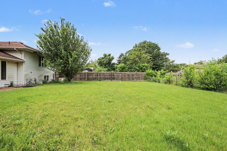 Listing Image 13