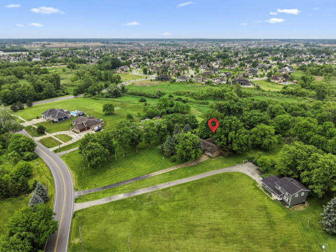 Listing Image 3