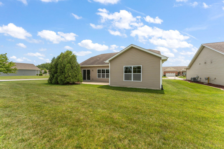 Listing Image 28