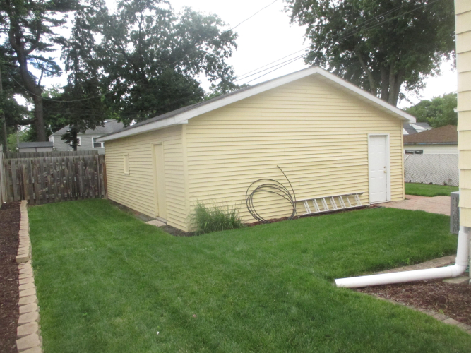 Listing Image 18