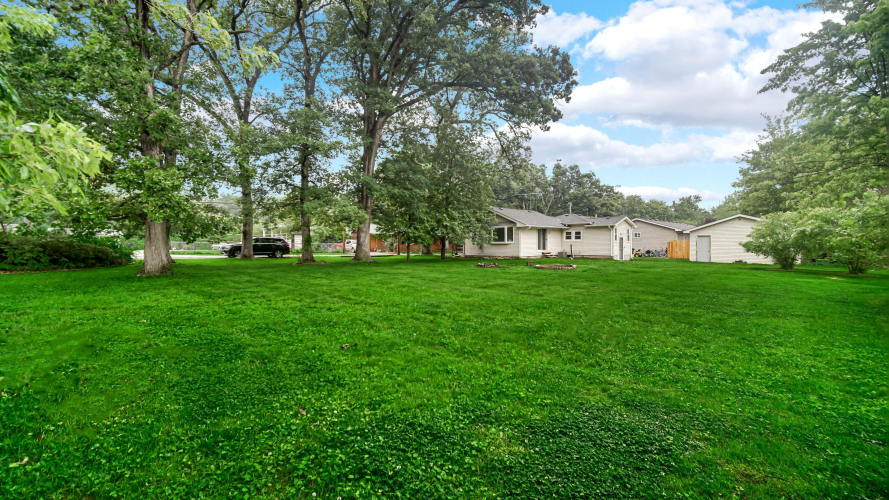 Listing Image 16