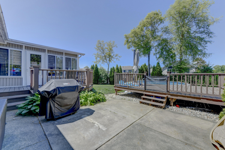 Listing Image 15