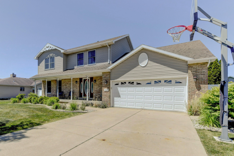 Listing Image 3