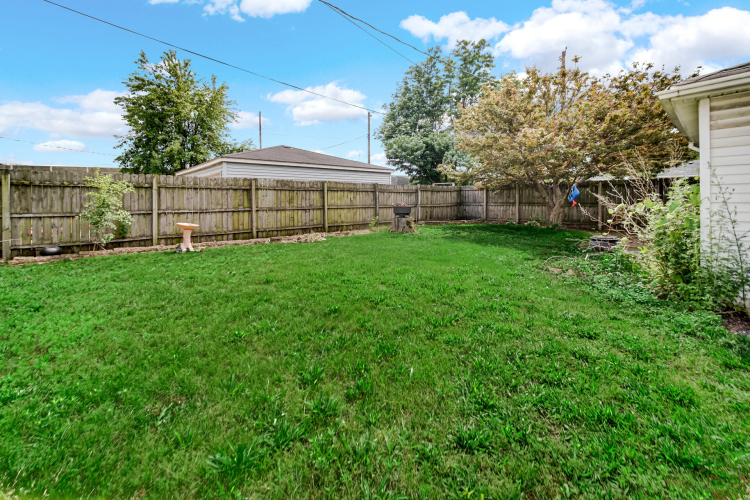 Listing Image 20