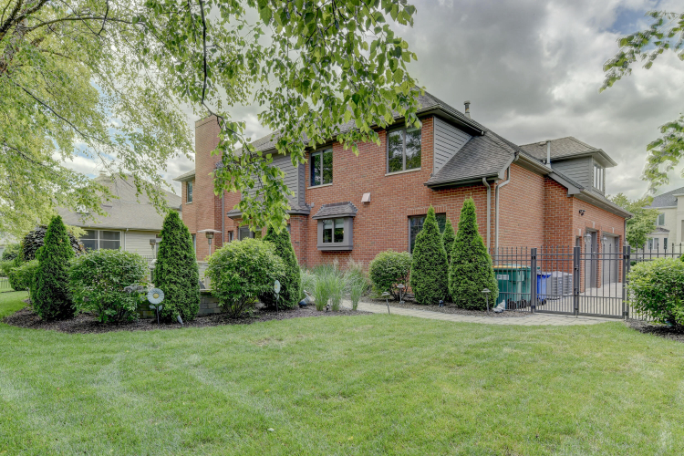 Listing Image 57
