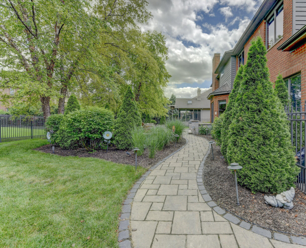 Listing Image 58