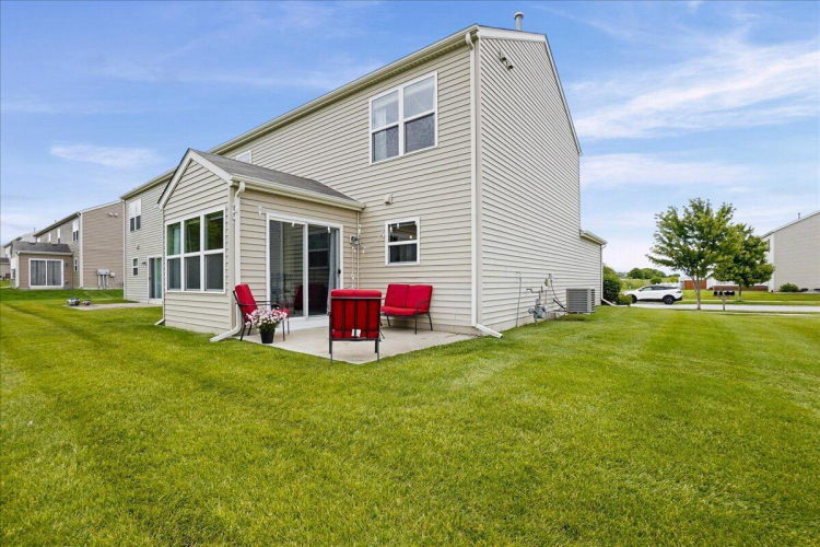Listing Image 23