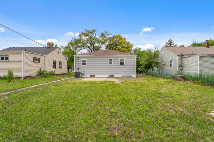 Listing Image 50