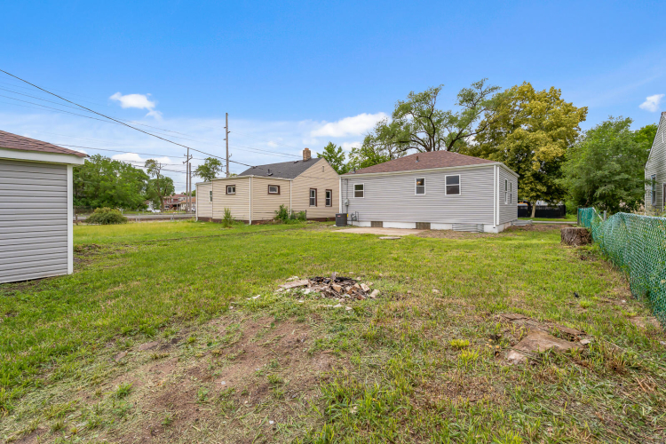 Listing Image 51