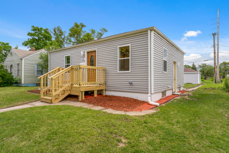 Listing Image 74