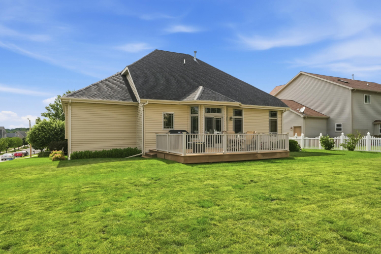 Listing Image 32