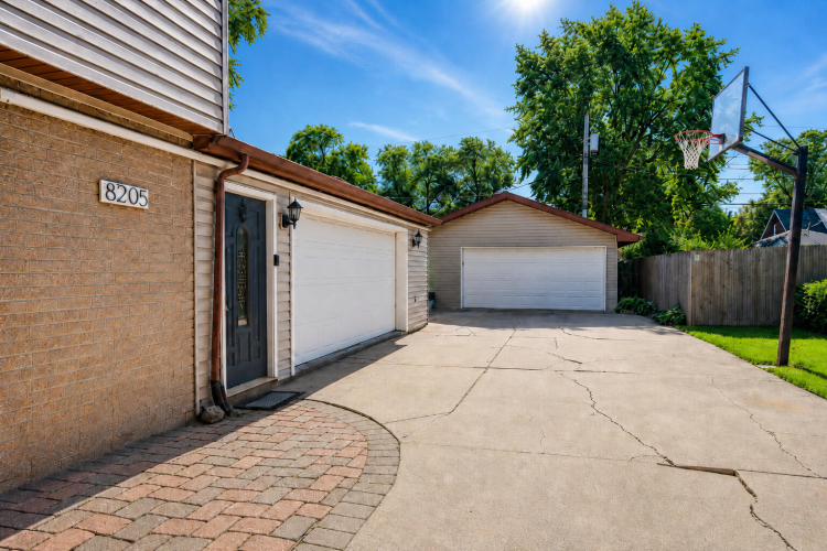 Listing Image 33