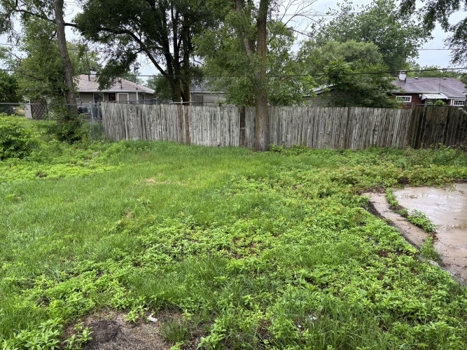 Listing Image 16