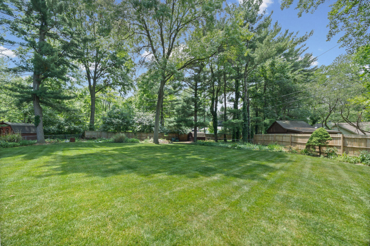Listing Image 45