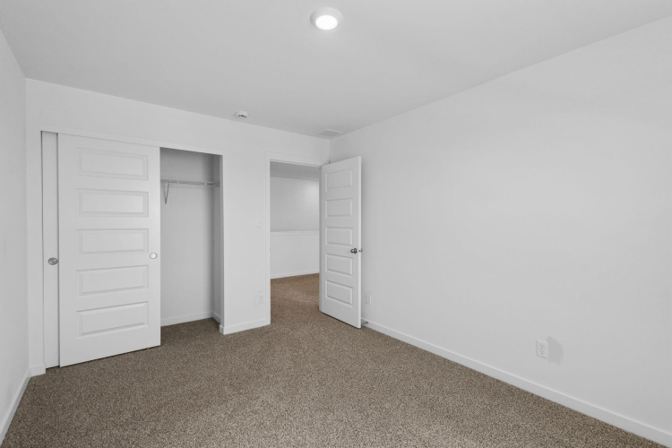 Listing Image 50