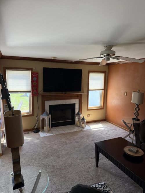 Listing Image 9