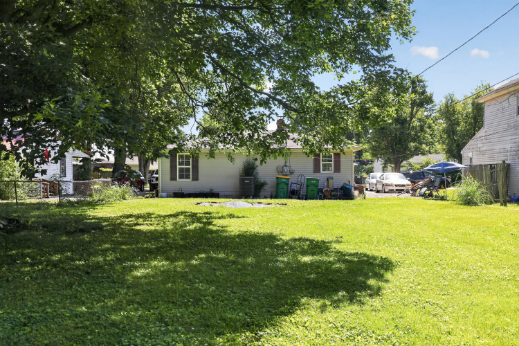 Listing Image 15