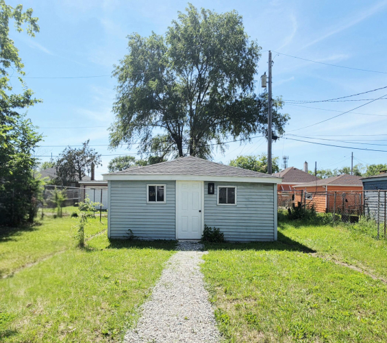 Listing Image 19
