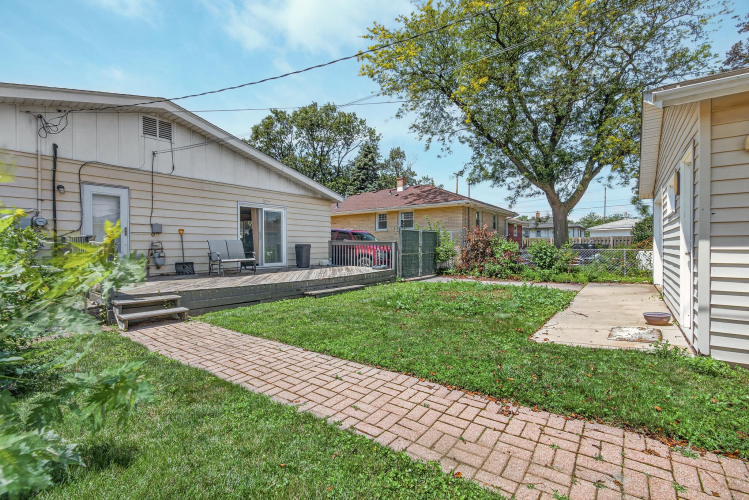 Listing Image 28
