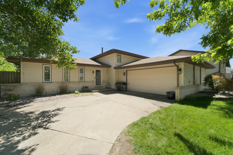 Listing Image 19