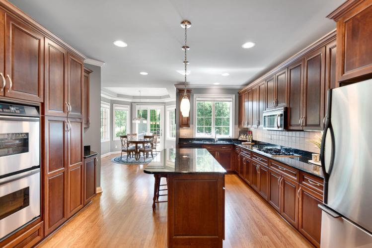 Listing Image 10