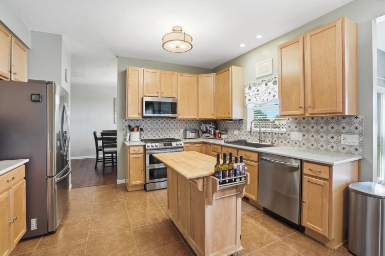Listing Image 18