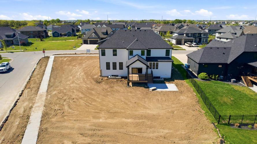 Listing Image 48