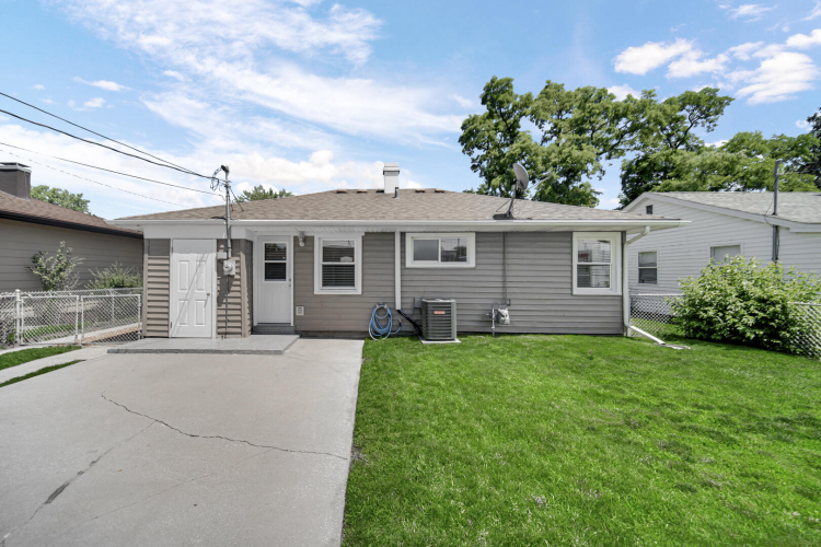 Listing Image 18