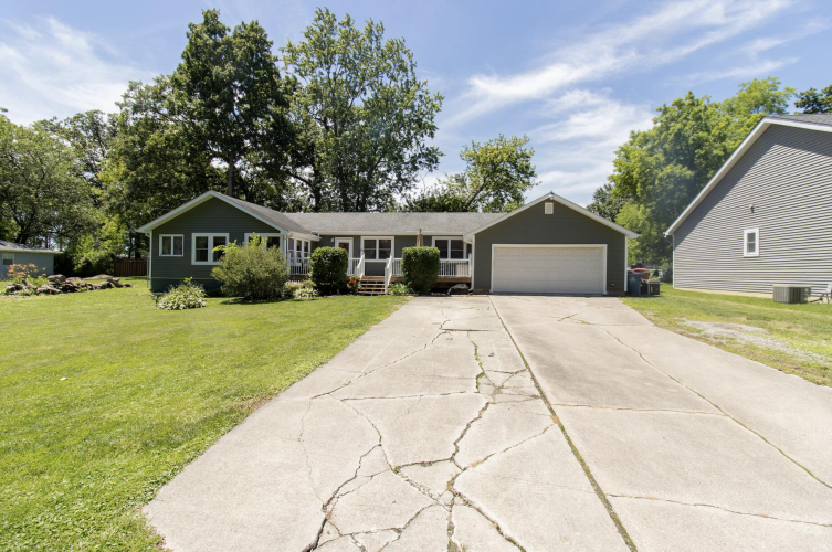 Listing Image 17