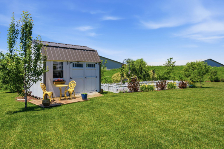 Listing Image 44