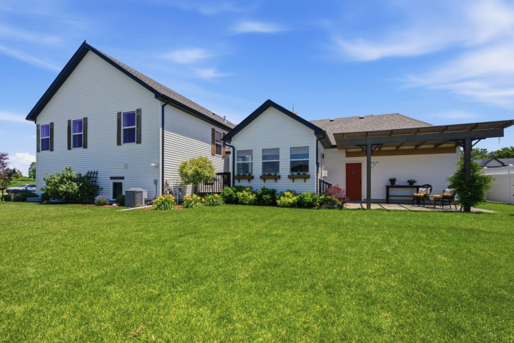 Listing Image 51