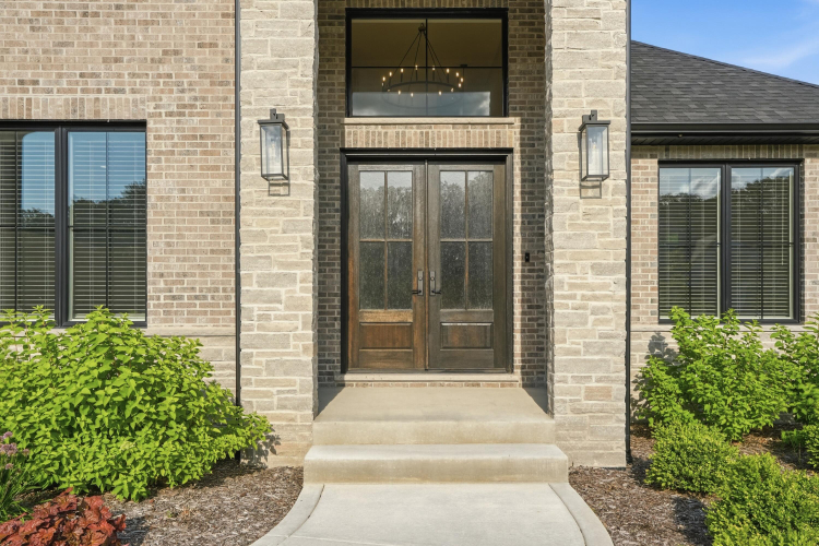 Listing Image 54