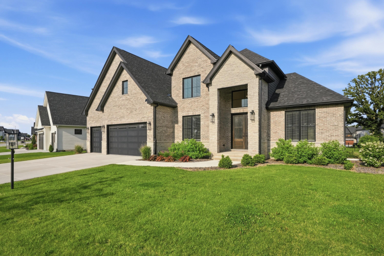 Listing Image 55