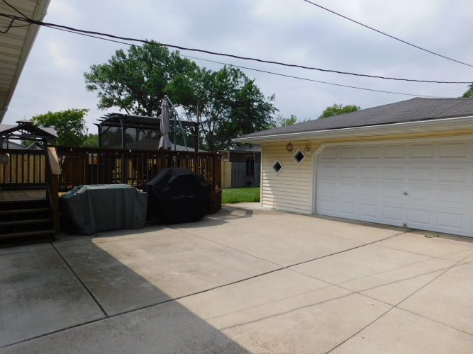 Listing Image 35