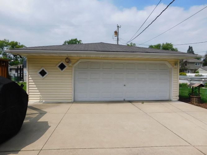 Listing Image 38