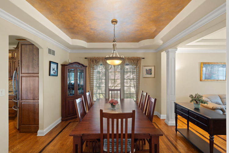 Listing Image 13