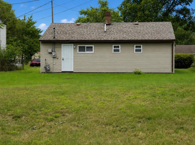 Listing Image 10