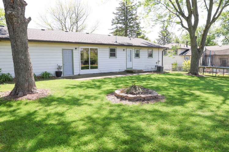 Listing Image 27