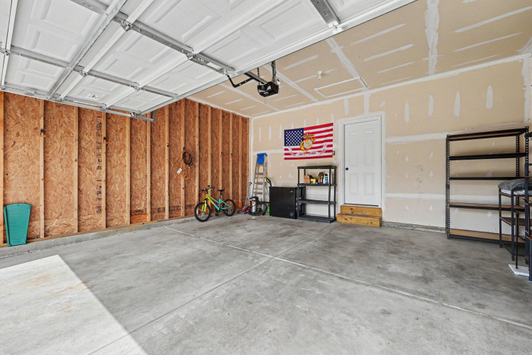 Listing Image 27