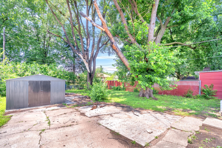 Listing Image 17