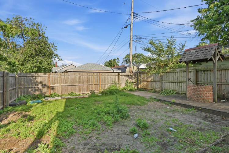 Listing Image 22