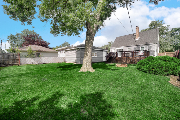 Listing Image 7