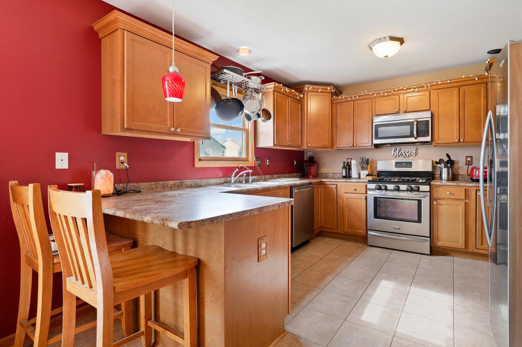 Listing Image 12