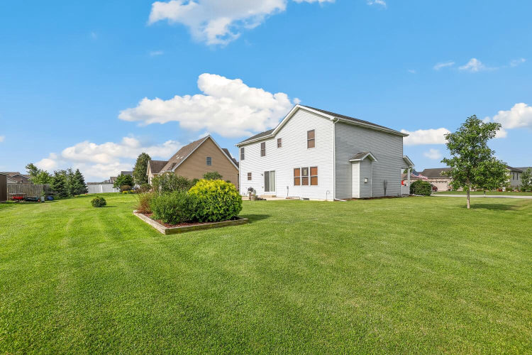 Listing Image 33