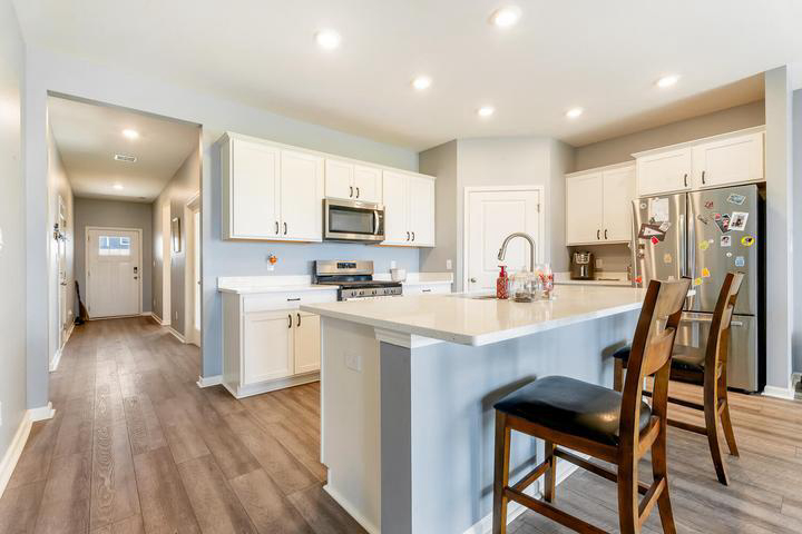 Listing Image 15