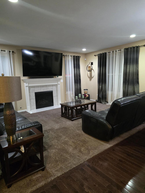 Listing Image 9